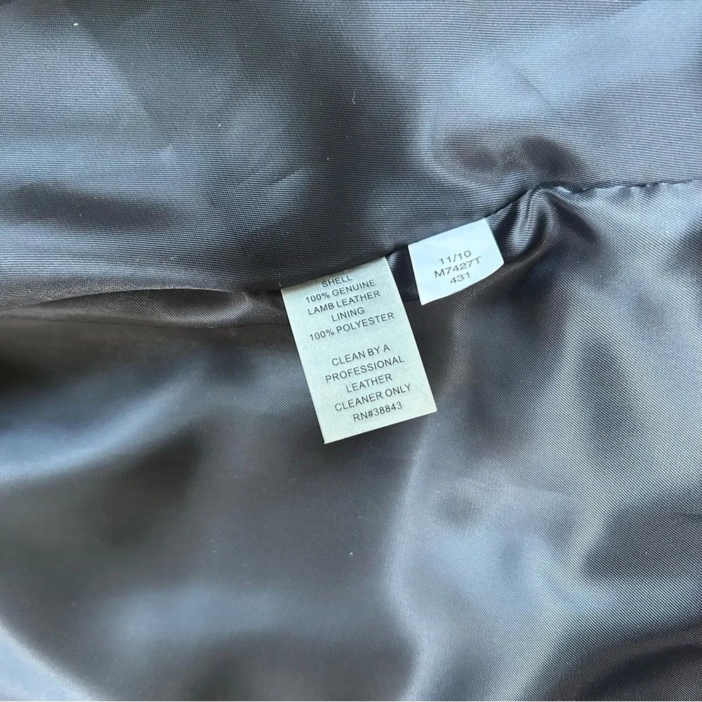 NWT Tahari Perry Women's Black Lamb Leather Ruffled Front Zip Jacket, Size Small - Picture 7 of 9